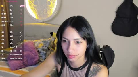 Snapshot of your_beck chatting on 05.29.26 mia3 online show from 05.29.26