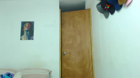 Snapshot of your_boy_hot chatting on 06.11.26 your boy online show from 06.11.26