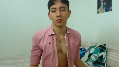 Snapshot of your_boy_hot chatting on 07.29.26 your boy online show from 07.29.26