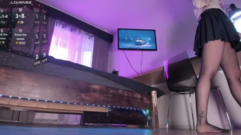 Snapshot of your_bunny chatting on 01.22.25 Bunny online show from 01.22.25