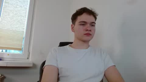 Snapshot of your_bunny123 chatting on 12.21.25 your_bunny123 online show from 12.21.25