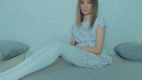 Snapshot of your_caramelka chatting on 02.27.25 Lily online show from 02.27.25