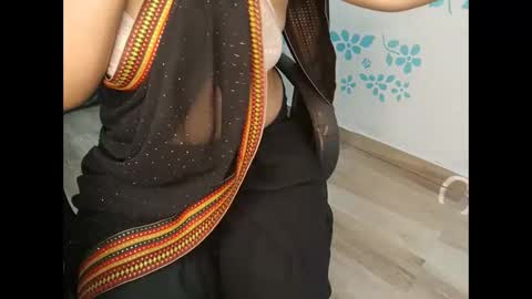 Snapshot of your_charming_baby chatting on 01.03.25 your_charming_baby online show from 01.03.25