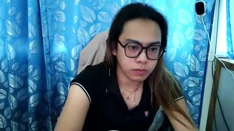 Snapshot of your_dreamgirlxxx69 chatting on 10.28.25 your_dreamgirlxxx69 online show from 10.28.25