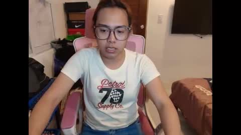 Snapshot of your_dreamgirlxxx69 chatting on 02.19.26 your_dreamgirlxxx69 online show from 02.19.26