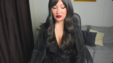 Snapshot of your_eclipse chatting on 01.16.25 Goddess Alana online show from 01.16.25