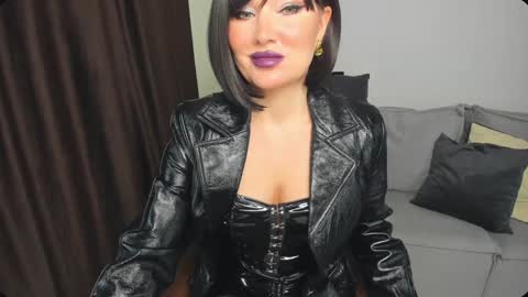 Snapshot of your_eclipse chatting on 02.08.25 Goddess Alana online show from 02.08.25