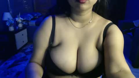 Snapshot of your_ishaa chatting on 05.12.26 Isha online show from 05.12.26