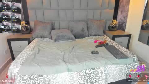 your_lady_milf online show from 12.18.25