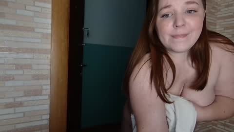 Snapshot of your_madhurricane chatting on 12.08.24 Daria and Lesia online show from 12.08.24