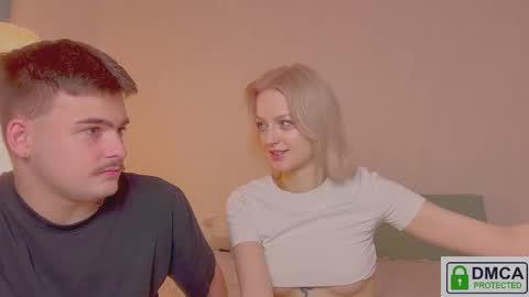 your_molly_mark online show from 11.12.25