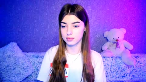 Snapshot of your_moon18 chatting on 12.24.24 Zarina online show from 12.24.24