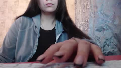 your_opium_girl online show from 10.19.25