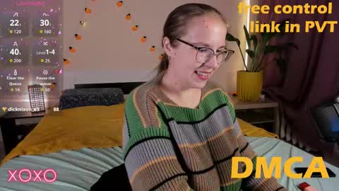 Pennyy online show from 10.15.25