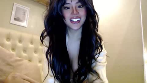 Snapshot of your_pov chatting on 01.11.26 Lena online show from 01.11.26