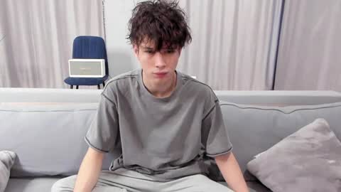 Snapshot of your_shy_guy chatting on 01.23.25 your_shy_guy online show from 01.23.25