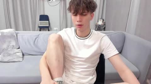 Snapshot of your_shy_guy chatting on 02.05.25 your_shy_guy online show from 02.05.25