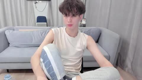 Snapshot of your_shy_guy chatting on 02.13.25 your_shy_guy online show from 02.13.25