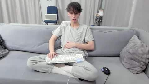 Snapshot of your_shy_guy chatting on 02.25.25 your_shy_guy online show from 02.25.25