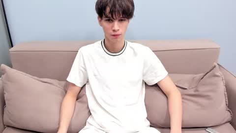 Snapshot of your_shy_guy chatting on 02.08.26 your_shy_guy online show from 02.08.26