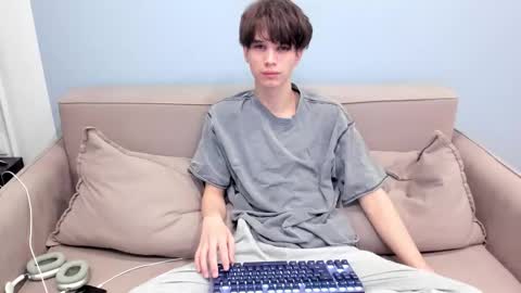 Snapshot of your_shy_guy chatting on 02.20.26 your_shy_guy online show from 02.20.26