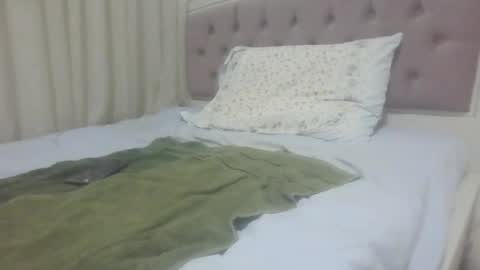 Sissy Sara online show from 07.06.26