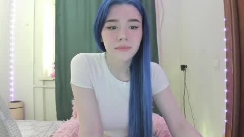 Snapshot of your_tender_doll chatting on 06.04.26 Alice online show from 06.04.26
