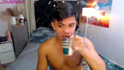 yourasian_bradley online show from 10.01.25