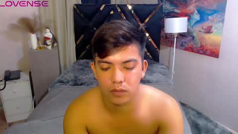 yourasian_bradley online show from 10.11.25