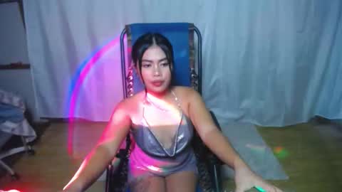 A V A online show from 09.08.25