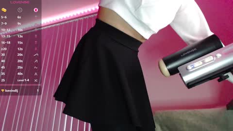 6Inch1 online show from 01.06.25