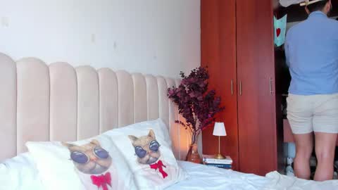 YOURBOYNEXTDOOR online show from 10.19.25