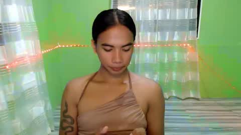 Snapshot of yourdreamgirl_ashley chatting on 05.16.26 ashley online show from 05.16.26