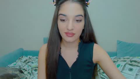 Snapshot of yourdreammary chatting on 11.07.25 Adele online show from 11.07.25