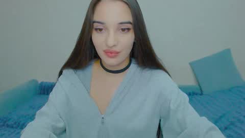 Snapshot of yourdreammary chatting on 11.29.25 Adele online show from 11.29.25