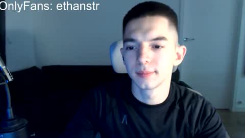 Snapshot of yourethan chatting on 10.30.25 yourethan online show from 10.30.25