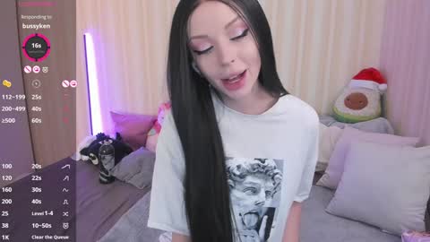 Mary online show from 01.04.25