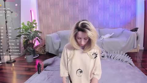 Snapshot of youreyesgazm chatting on 03.04.26 Mary online show from 03.04.26