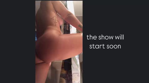 Snapshot of yourfantasy__ chatting on 02.13.25 Viki online show from 02.13.25