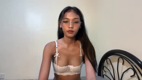 Snapshot of yourfantasyyy_ chatting on 06.21.26 yourfantasyyy_ online show from 06.21.26