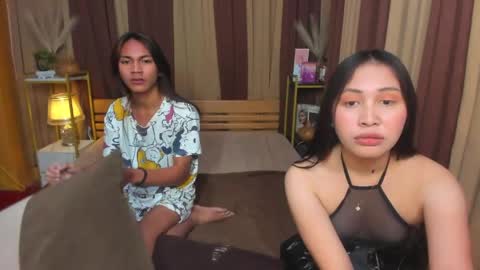 Snapshot of yourfav_jasmin chatting on 05.21.26 NEW HUGECOCK online show from 05.21.26