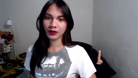 Snapshot of yourfav_jasmin chatting on 07.06.26 NEW HUGECOCK online show from 07.06.26