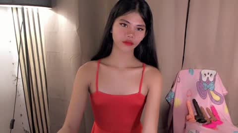 Snapshot of yourfavoratevivian chatting on 06.16.26 Vivian online show from 06.16.26