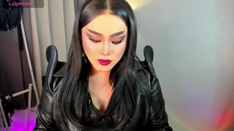  not into STINGY and CHEAP people online show from 09.13.25