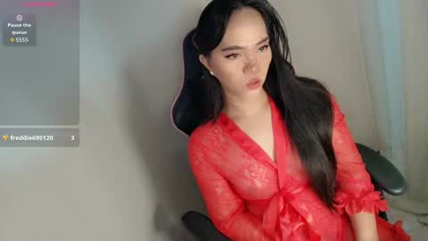 Snapshot of yourfiercequeenalexia chatting on 04.24.26 Alexia online show from 04.24.26