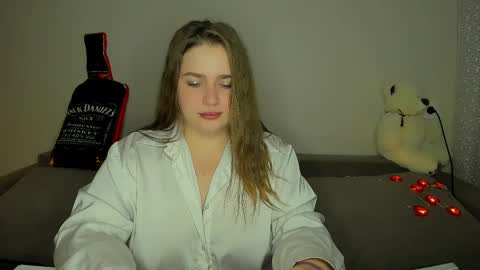 Snapshot of yourgem__ chatting on 02.27.25 yourgem__ online show from 02.27.25