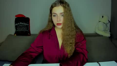 Snapshot of yourgem__ chatting on 09.18.25 yourgem__ online show from 09.18.25