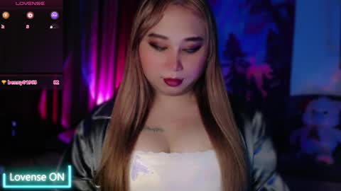 yourgoddessairis_ online show from 04.24.26