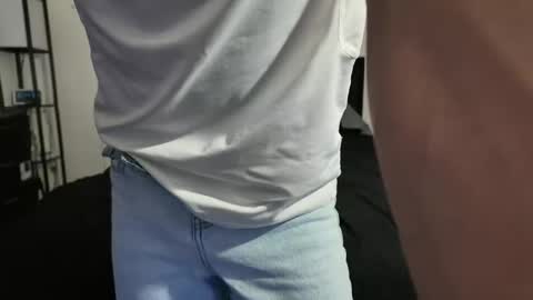 yourguuy21 online show from 12.14.25