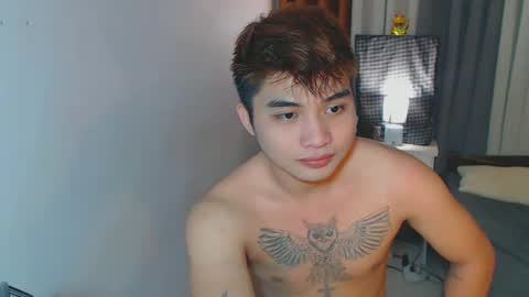 Snapshot of yourhandsome_hunk chatting on 01.23.25 Paul online show from 01.23.25